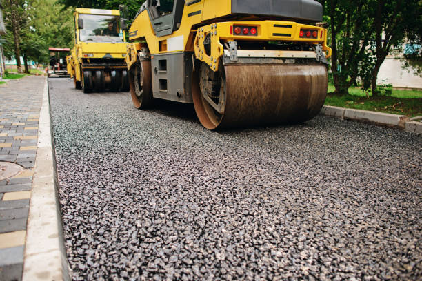 Best Best Driveway Pavers  in Highlandville, MO
